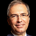 headshot of  Michel  Robe 